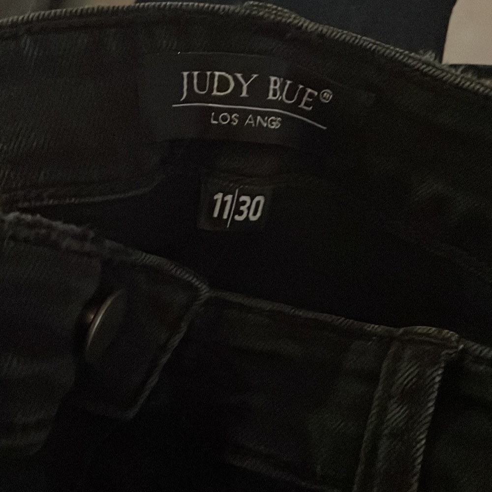 Jeans - Picture 7 of 8
